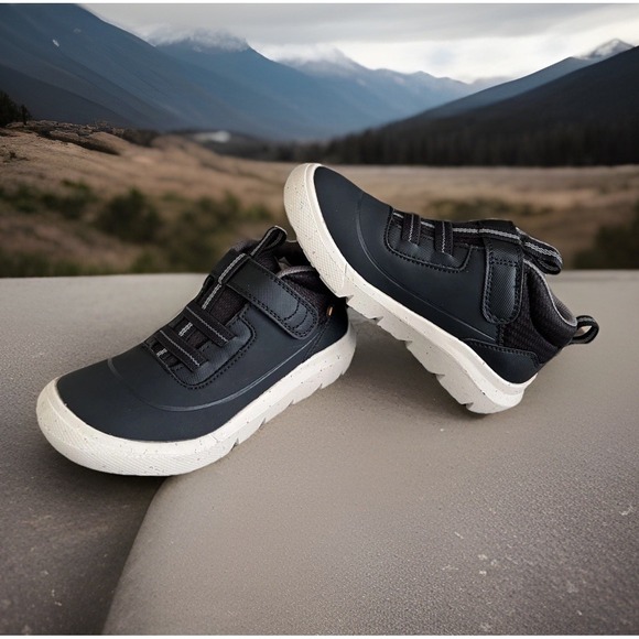 Kids Bogs Skyline Mid Size 11 US; 10 UK - NIB - Picture 2 of 10